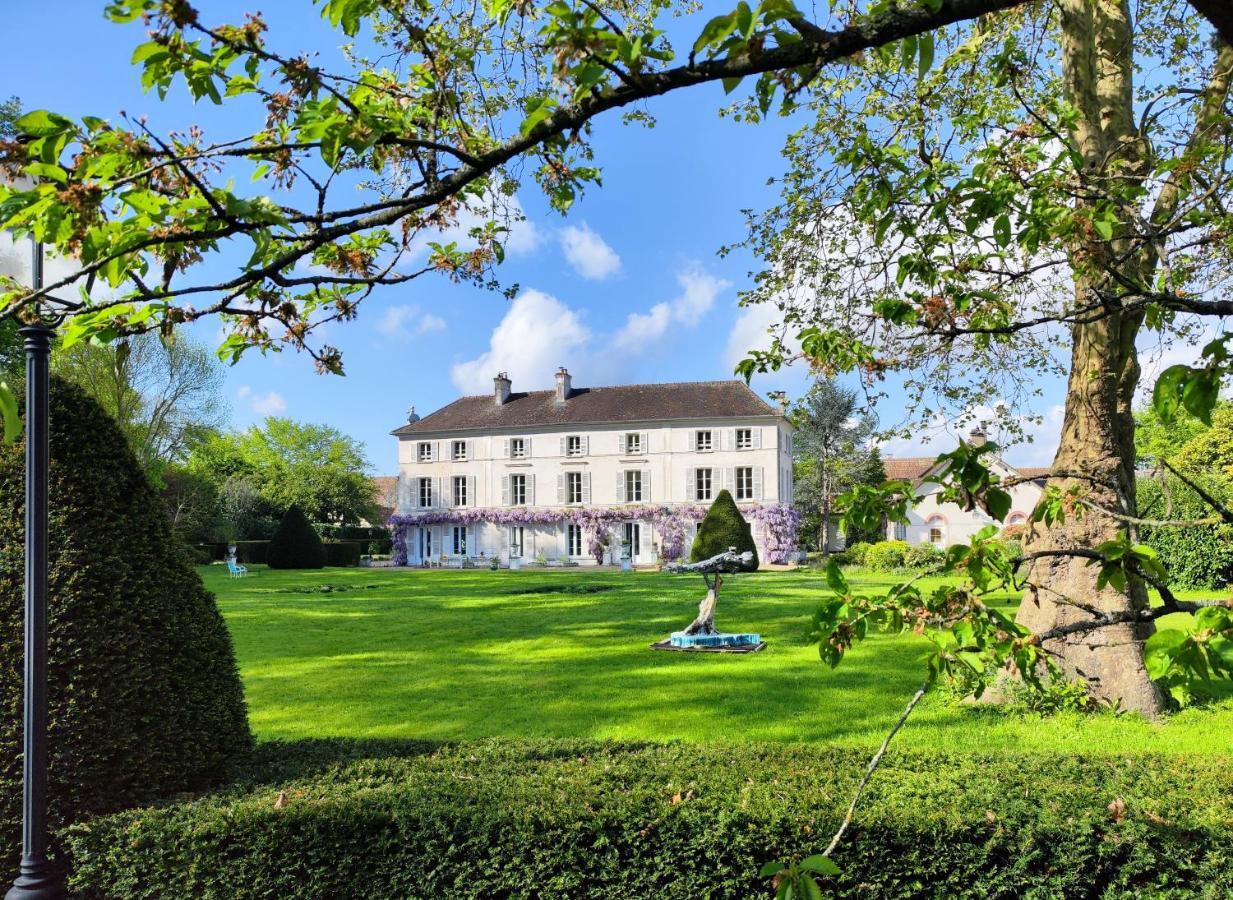 Chateau De Brinville Saint-Sauveur-sur-Ecole Екстер'єр фото